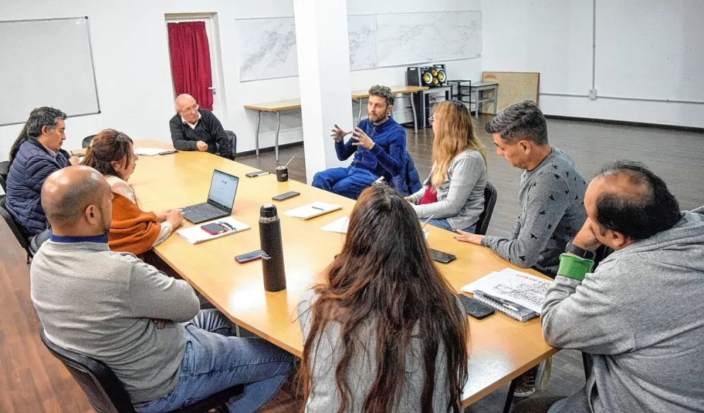 Se trabaja para “un relanzamiento en la ejecución de obras con otra dinámica” en Comodoro, dijo Romero