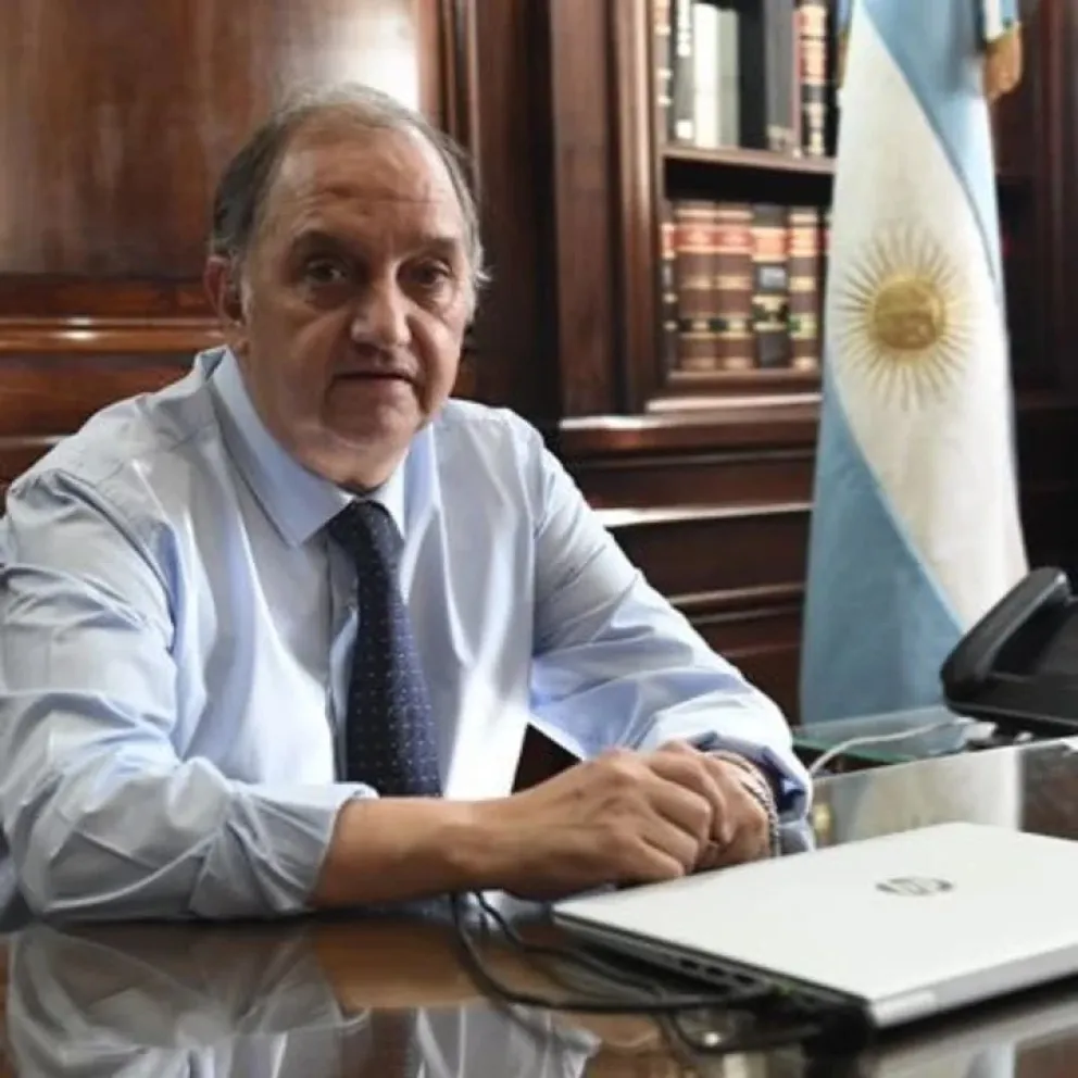Linares confía en que podrán "conseguir las manos para que no se apruebe" la Ley Bases