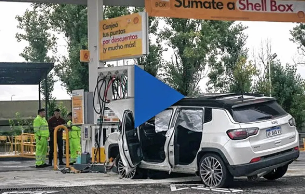 El video del choque de Tiago Palacios contra una estación de servicio