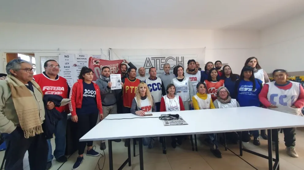 Sindicatos y organizaciones sociales manifestaron su rechazo a las políticas del Gobierno Nacional