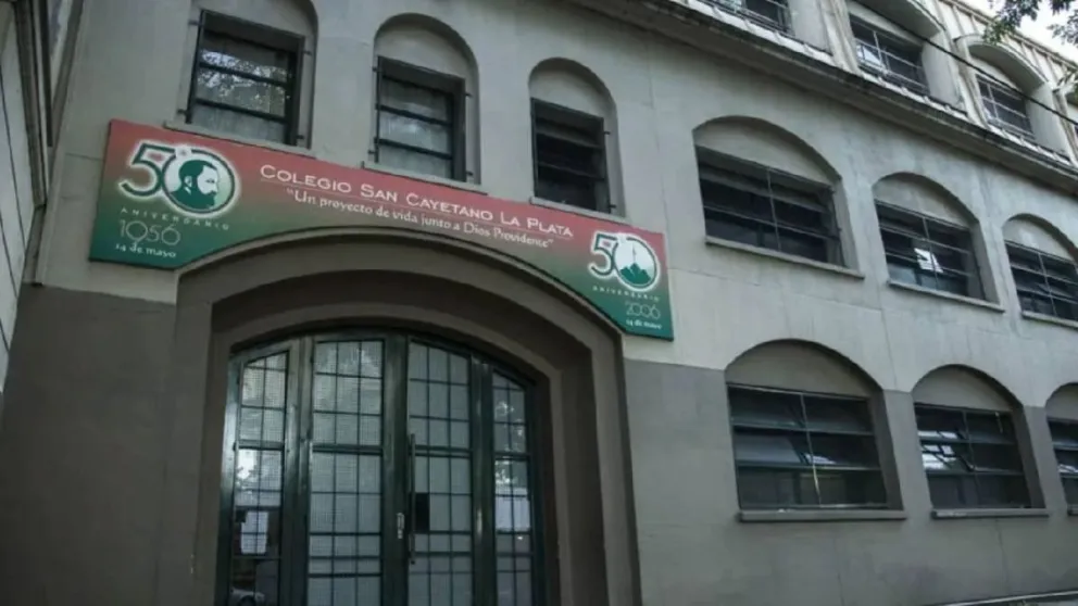 La Plata: un adolescente de 13 años trucó fotos de sus compañeras y las viralizó desnudas