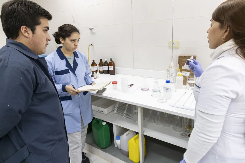 Más de 1400 estudiantes de Comodoro ya participaron del programa Ambiente en las Escuelas