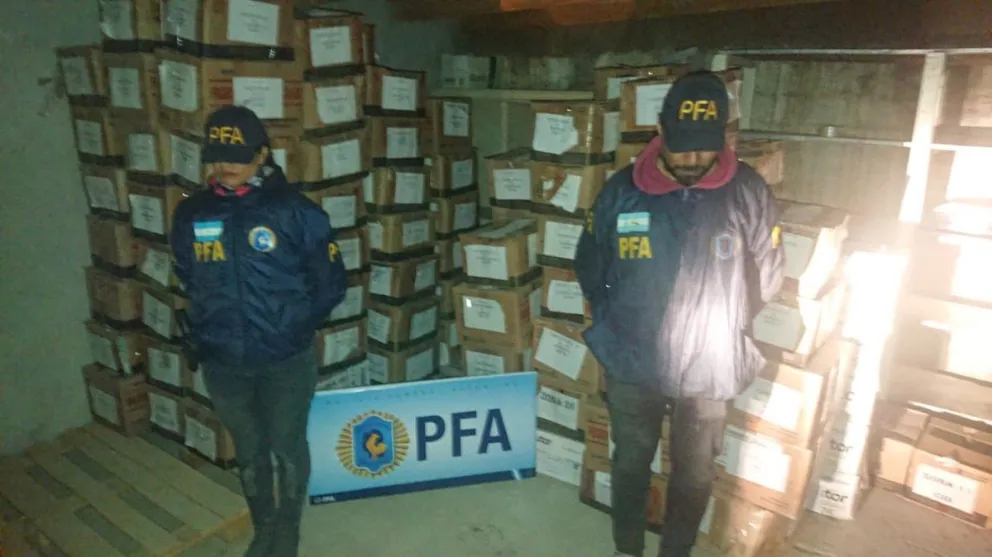 Por una causa de evasión fiscal allanaron la distribuidora del hermano del senador Linares