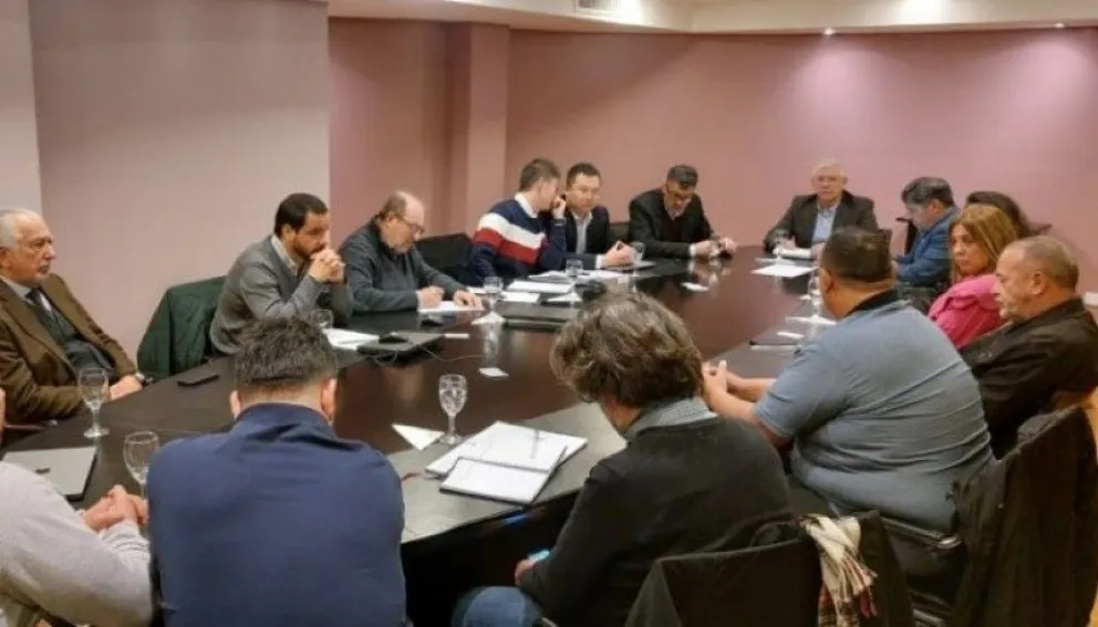 Enarsa y Gezhouba confirman que seguirá la obra de las represas en Santa Cruz