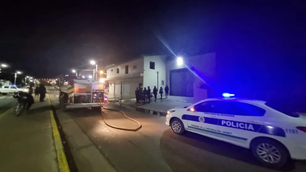 Principio de incendio en un departamento en Rada Tilly