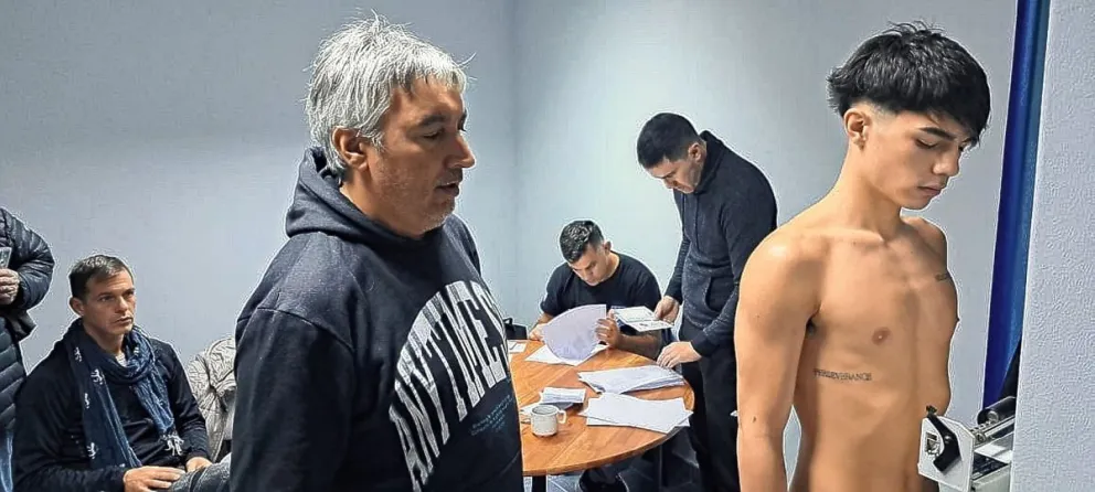 El comodorense Julián Oñatibia perdió ajustadamente