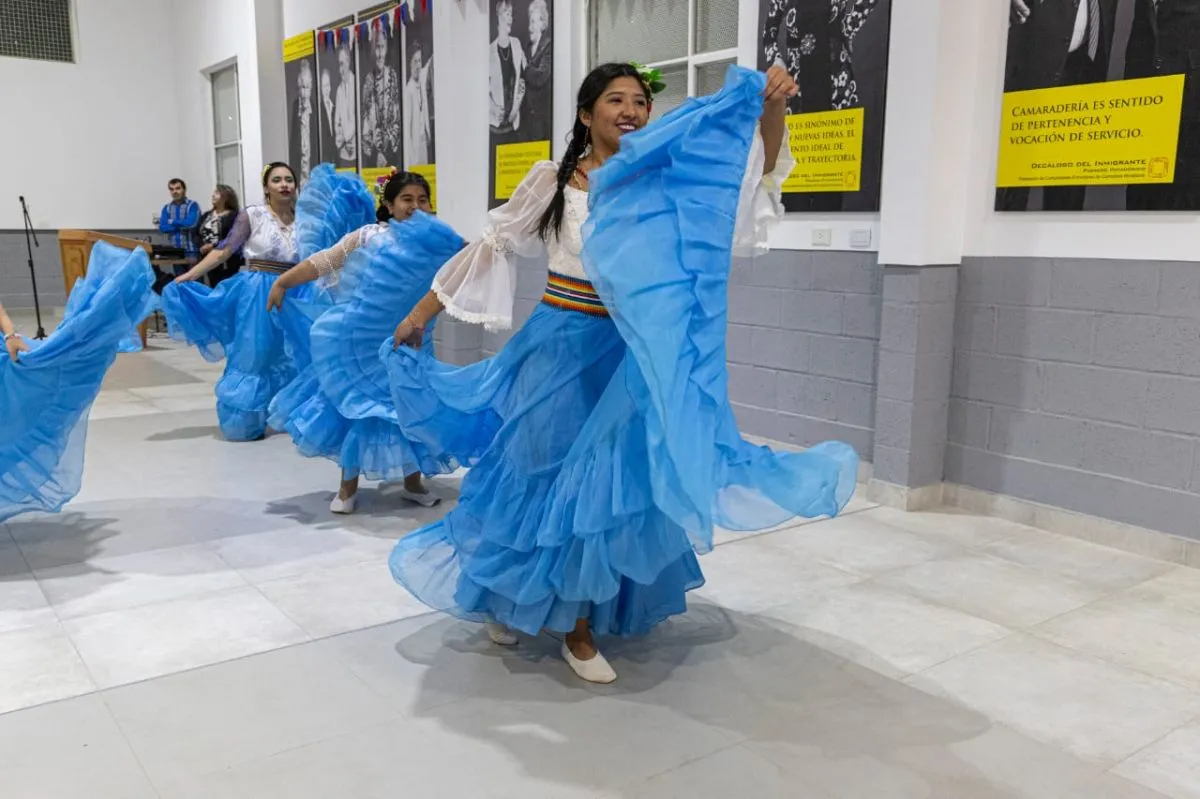 La comunidad paraguaya celebró el 213° Aniversario de su independencia