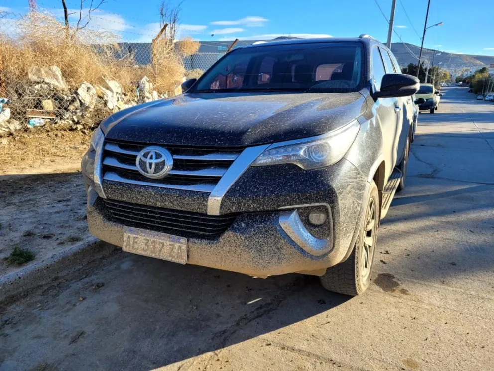 Entregó a la policía una camioneta al conocer que contaba con pedido de secuestro