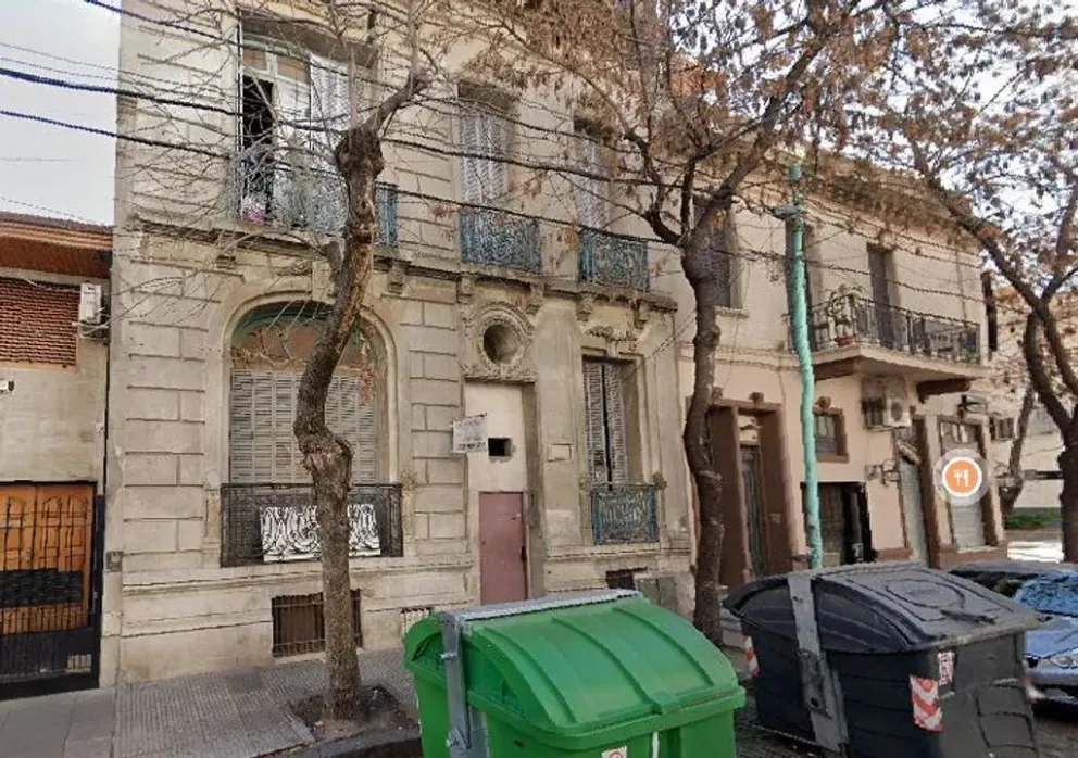 Incendio en un hotel de La Boca: una mujer murió y hay una herida grave