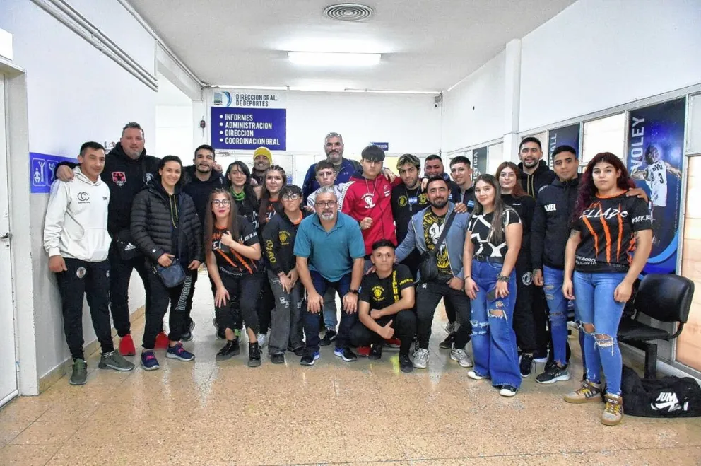 Cristian Bosch y el Dojo Serpiente en el aniversario del Team Mellado