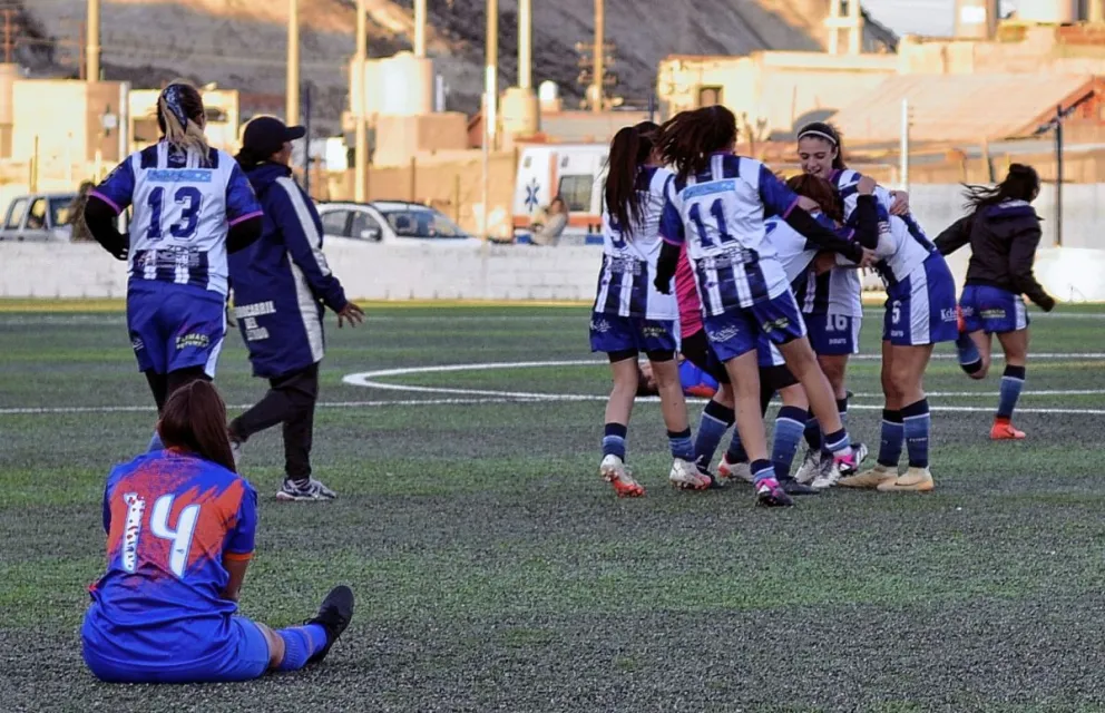 Ferro avanzó a la siguiente etapa