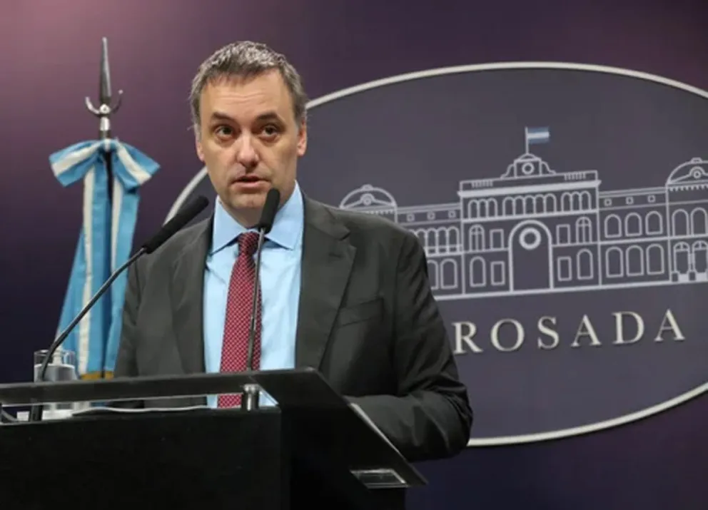 Adorni, tras la advertencia del Gobierno español: "No nos preocupa la reacción diplomática"