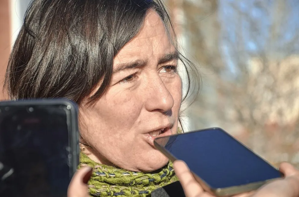 Stoyanoff: “No se puede señalar con el dedo a los docentes que no hacen más que visibilizar y pedir condiciones dignas para trabajar”