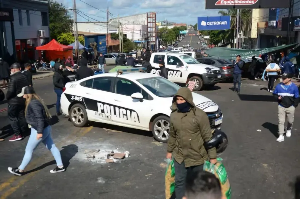 Misiones atraviesa su octavo día de protesta policial y el conflicto amenaza con seguir escalando