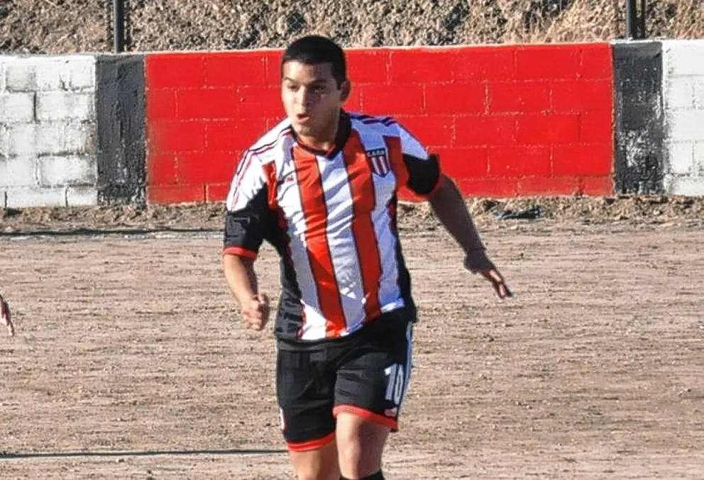 Ameghino selló el trámite y sigue a paso firme