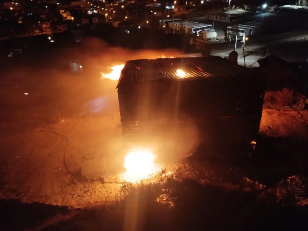Se incendió una vivienda en barrio San Martín 