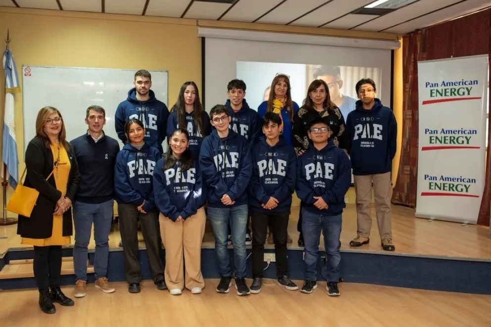 PAE suma nuevos estudiantes a su comunidad de Becarios