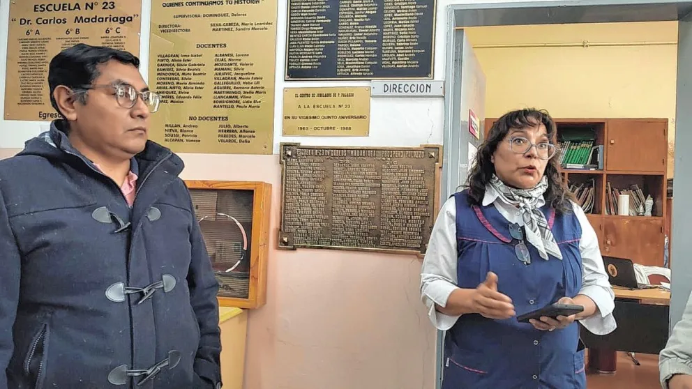 Invasión de hormigas en la Escuela Nº 23: solicitan que se tomen medidas urgentes