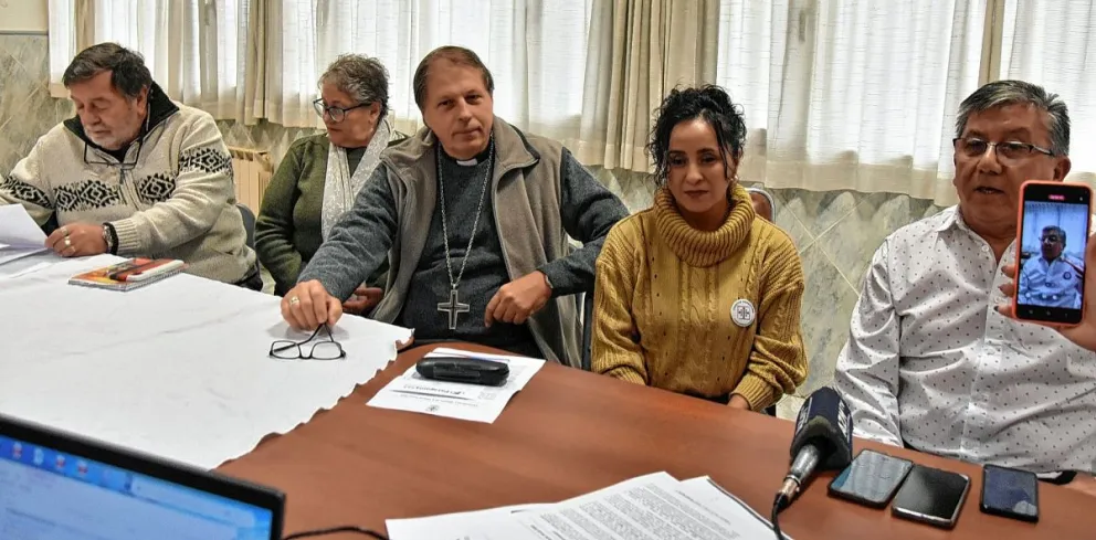 Obispo Wagner: “La gente llega muy afligida, algunos tienen trabajo pero aun así no les alcanza para comer”