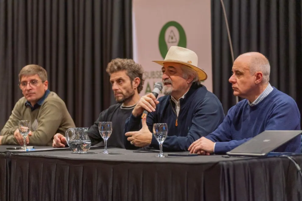 Más de 1500 estudiantes participaron de la Master Class por el Día del Medio Ambiente
