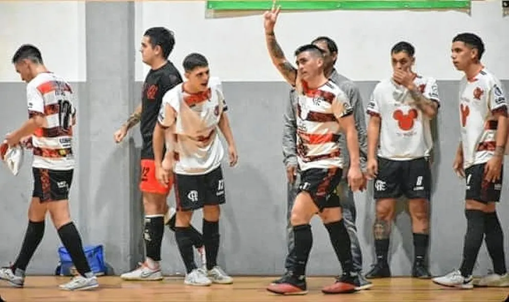 Futsal: Por Jeremías Asencio, Flamengo sigue soñando con el título