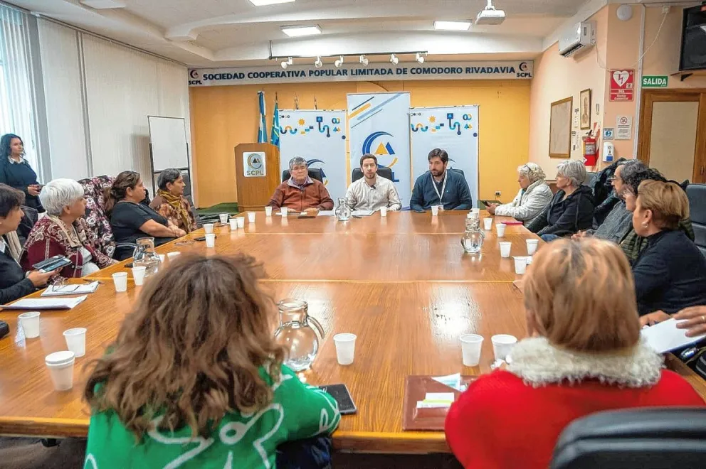 Jubilados movilizados contra el aumento del gas y por un convenio con la SCPL