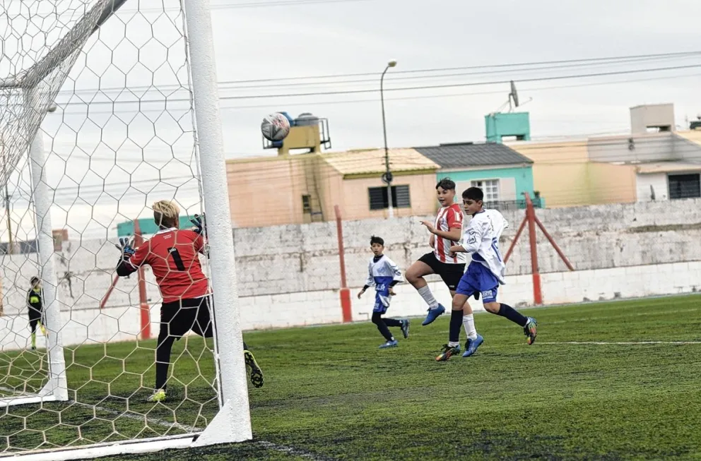 En Sub 13, victorias de Newbery, CAI y Rada Tilly