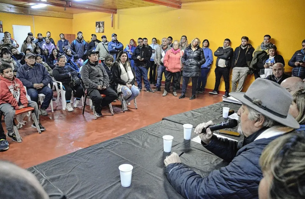 Vecinos de Fracción 14 y 15 aguardan novedades en los próximos días sobre las obras necesarias para el sector