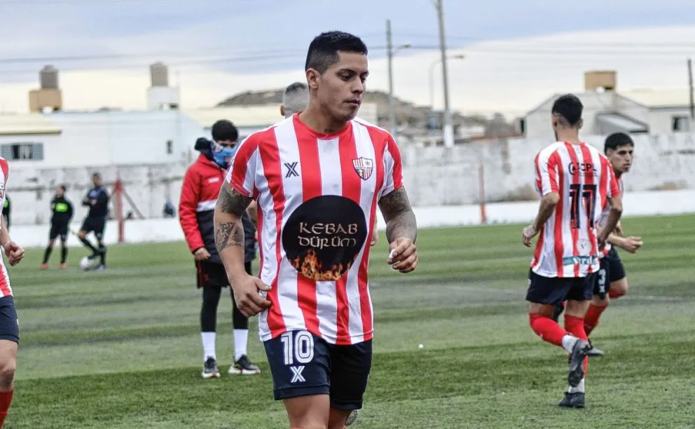 Roca se complicó al final, pero se aferró a la seguridad de los tres puntos