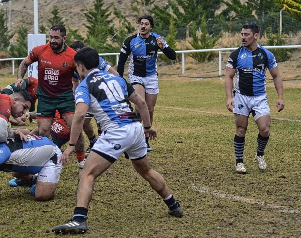 Rugby: Calafate gana y continúa como puntero