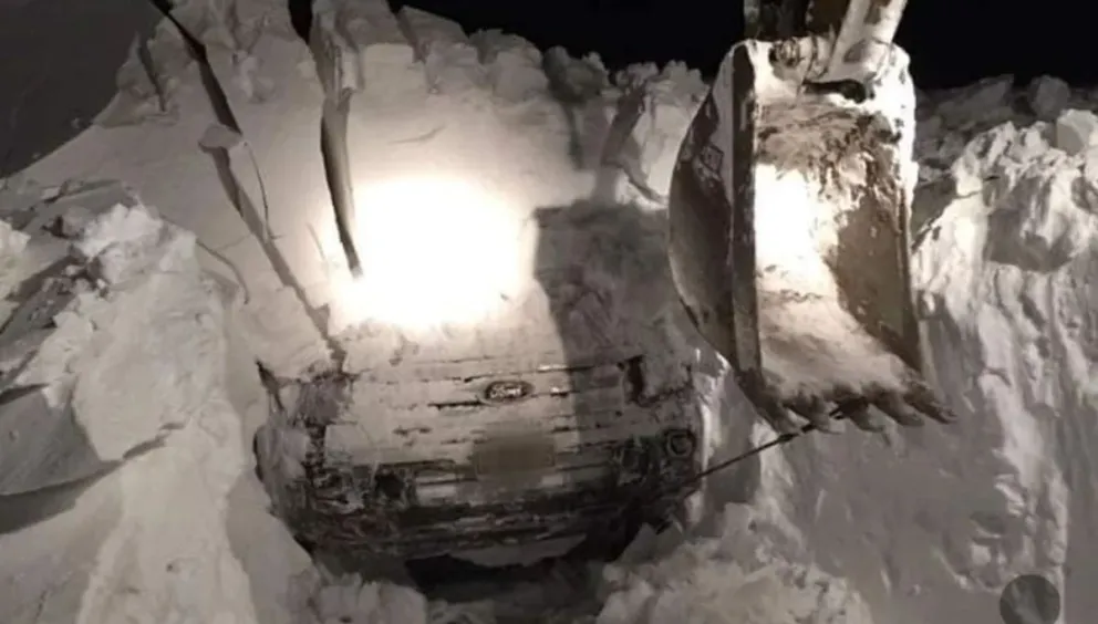 Ruta 3: el Ejército se movilizó para rescatar a decenas de personas atrapadas en la nieve