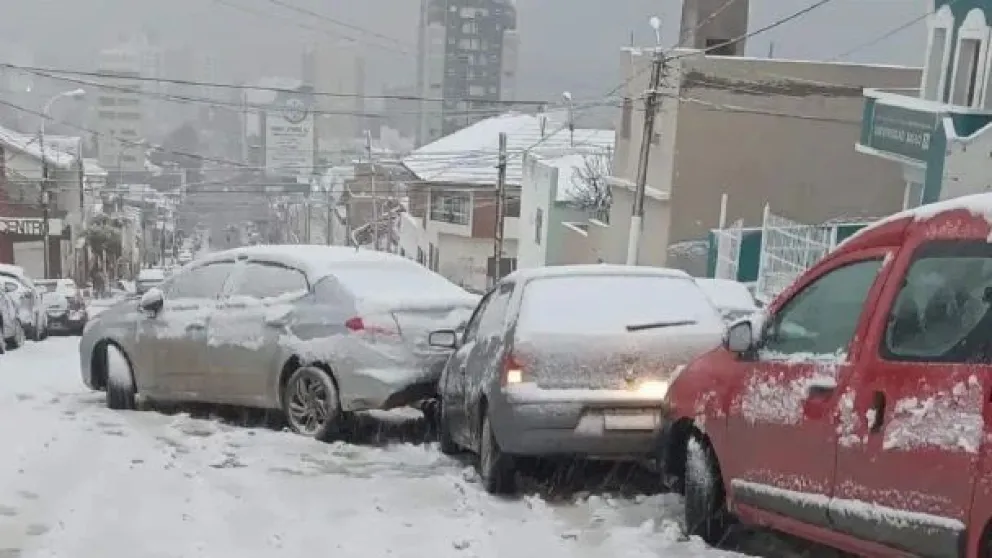 Comodoro volvió a cubrirse de nieve