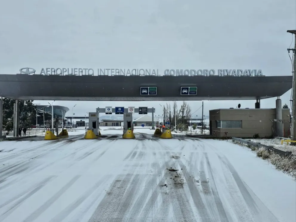 Comenzó una reanudación parcial de vuelos desde el Aeropuerto Gral. Mosconi