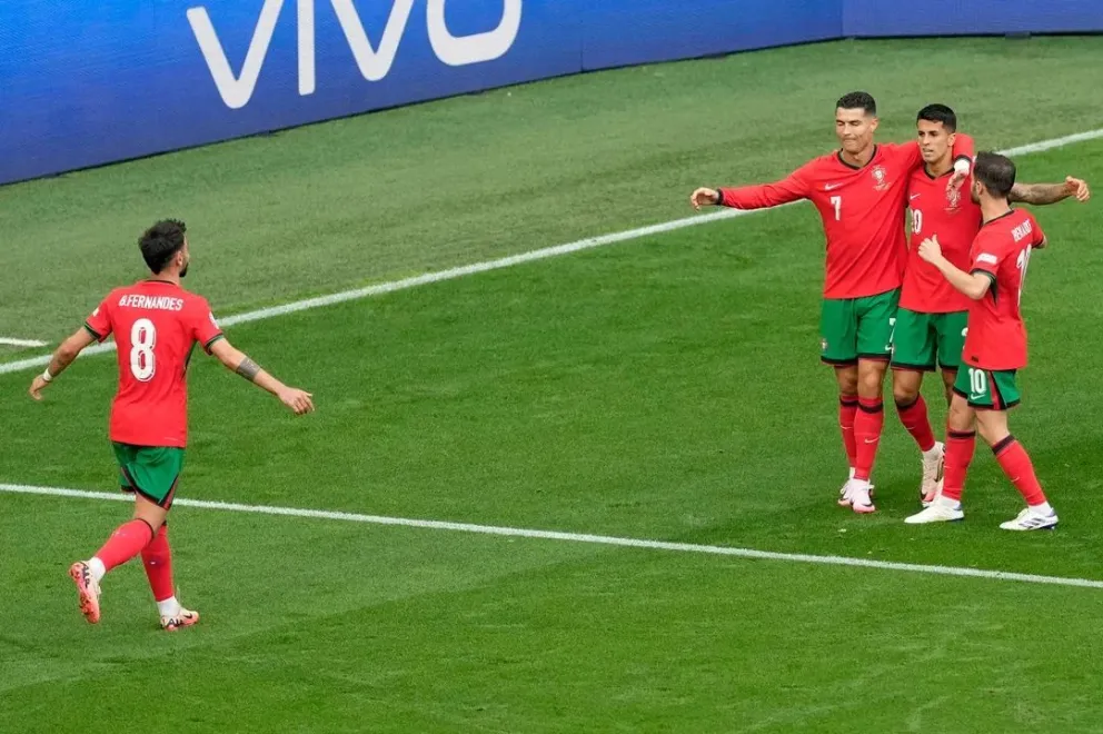 Portugal arrasó a Turquía y avanzó a octavos de final en la Eurocopa 2024