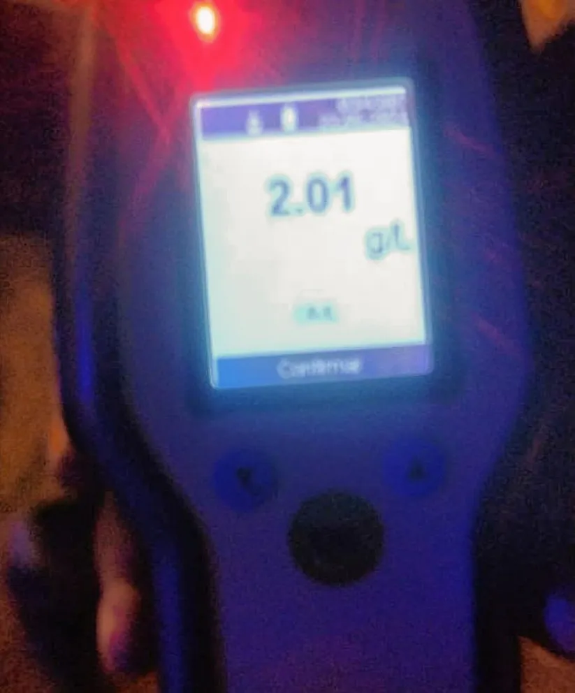 Conductora pasada de alcohol (2,01 g/l) circulaba a  contramano por el paseo costero y le secuestraron el auto