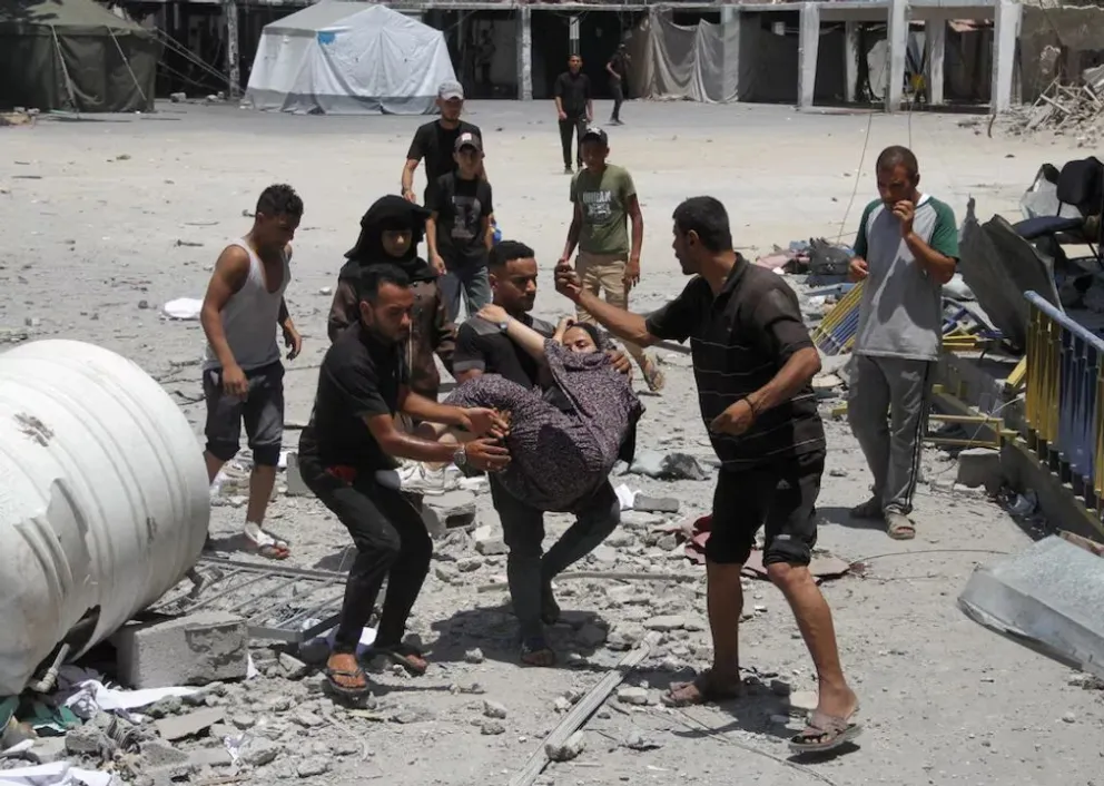 Un ataque aéreo israelí mata a ocho personas en un centro de ayuda en Gaza