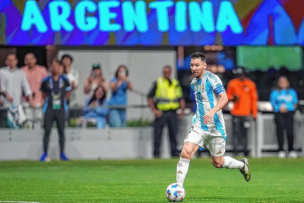 Al enfrentar a Chile, la Selección argentina buscará sellar el boleto a cuartos de final