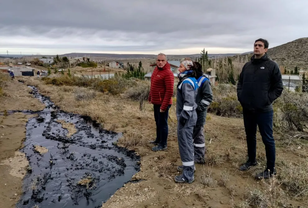 Provincia tomó intervención en derrame de petróleo de YPF en Comodoro Rivadavia