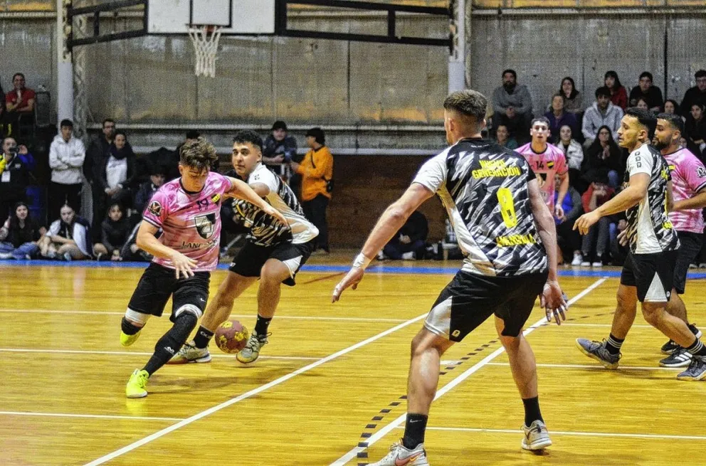 Hoy se jugarán los cuartos de final del Nacional de Clubes Adultos B