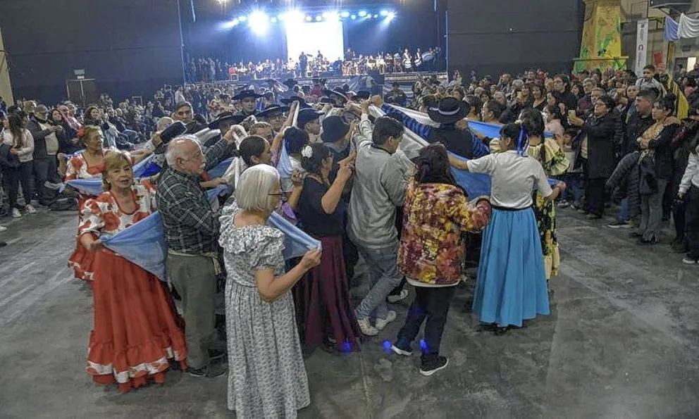 Comienzan los ensayos del pericón para la 29ª edición del Festival del Folclore