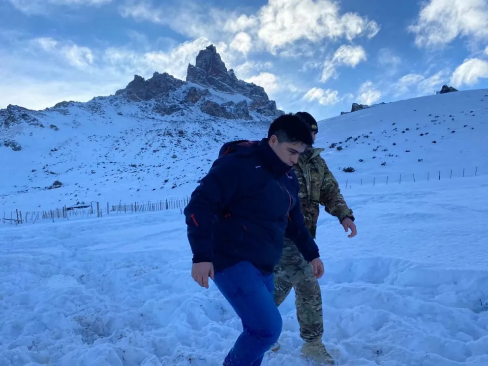 El gobernador de Santa Cruz Claudio Vidal finalmente decidió no viajar a Tucumán