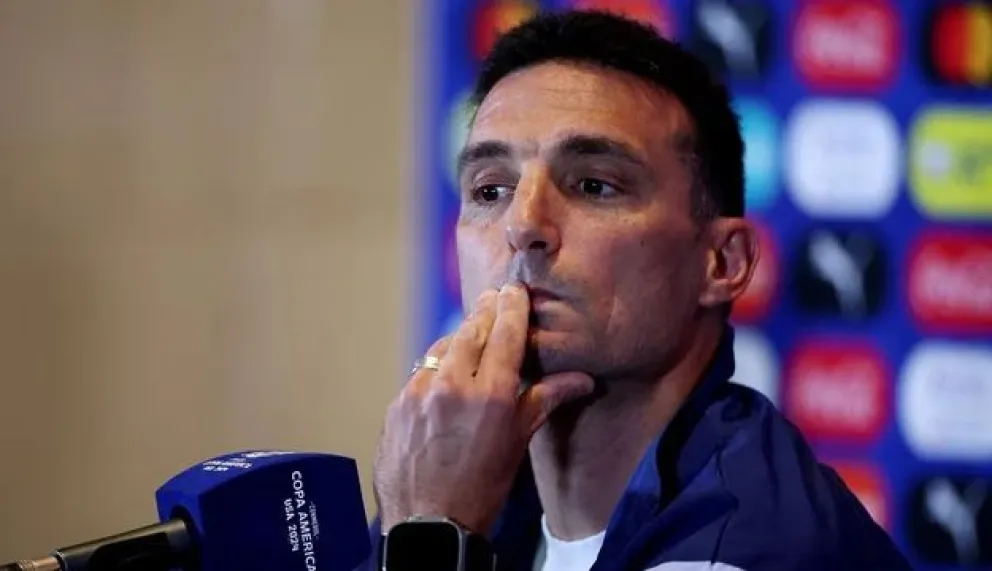 Scaloni criticó la calidad del VAR que se utiliza en Latinoamérica