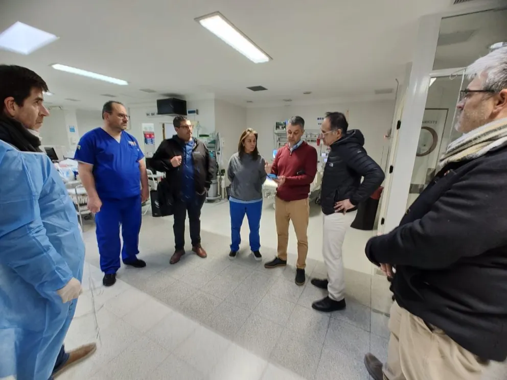Incorporan innovadora tecnología para aplicar inteligencia artificial en terapias intensivas de hospitales cabecera