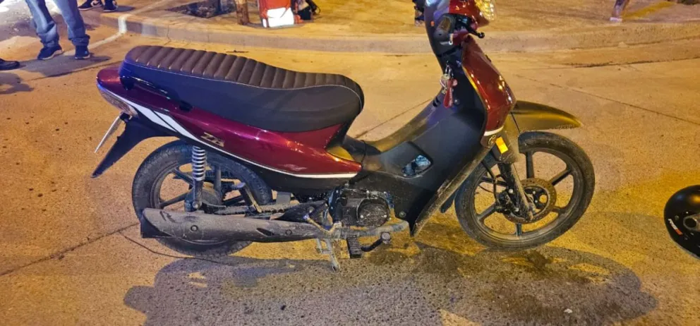 Una mujer fue trasladada al hospital luego de un accidente