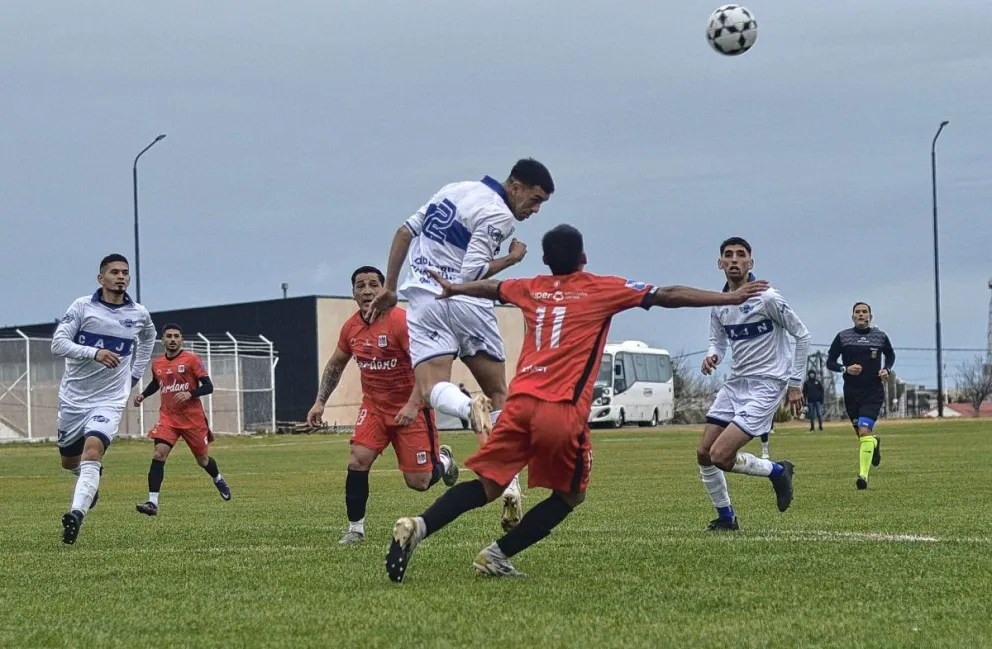La nieve obligó a dos suspensiones