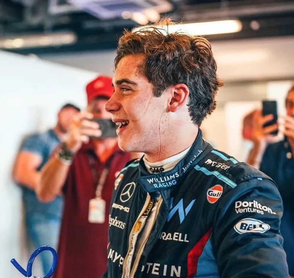 En un fin de semana histórico, Colapinto aguantó y terminó cuarto en Silverstone