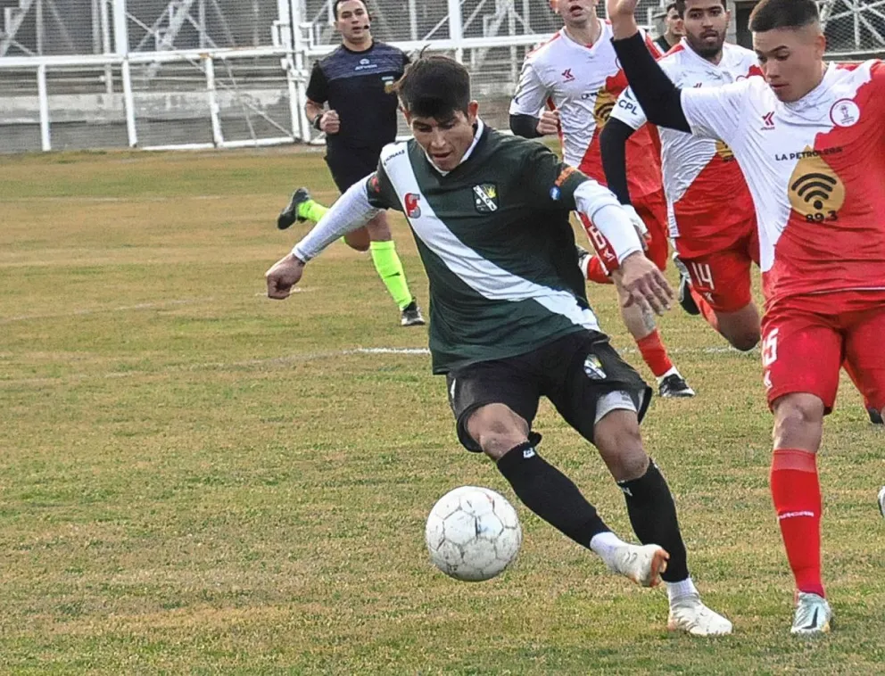 Laprida venció luego de cinco fechas