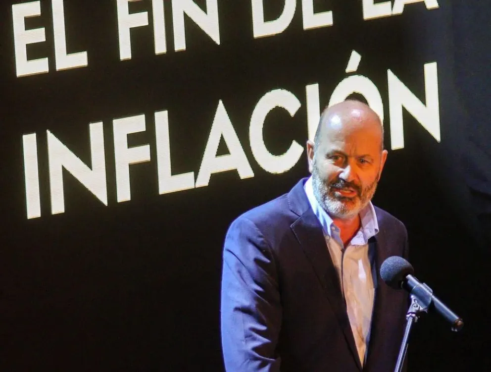 Federico Sturzenegger descartó tensión con Caputo y anticipó sus primeras medidas