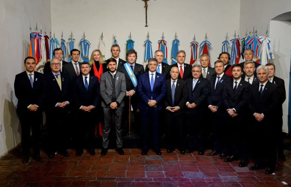 Milei logró su ansiada foto política para encarar la segunda etapa de su gobierno: "Esto es símbolo de un cambio de época"
