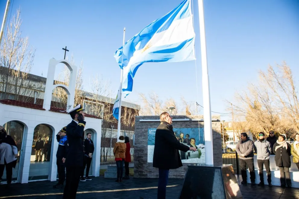 Soloaga: “En el día de la independencia firmaron un pacto para la dependencia”
